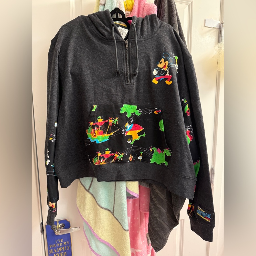 Disney 50th Anniversary Main Street Electrical Parade HoodieShorts set Ladies XL - Picture 2 of 11